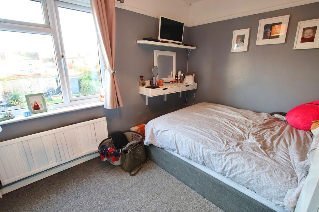House in Northampton, West Northamptonshire - View 6
