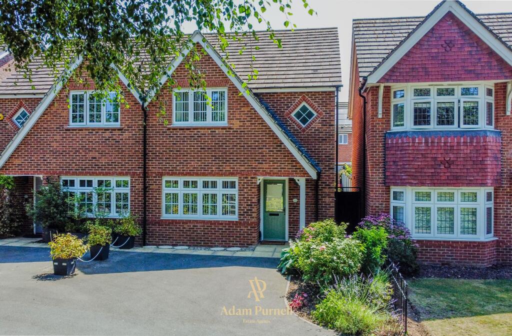 Main image of property: Rieth Close, Hinckley, LE10
