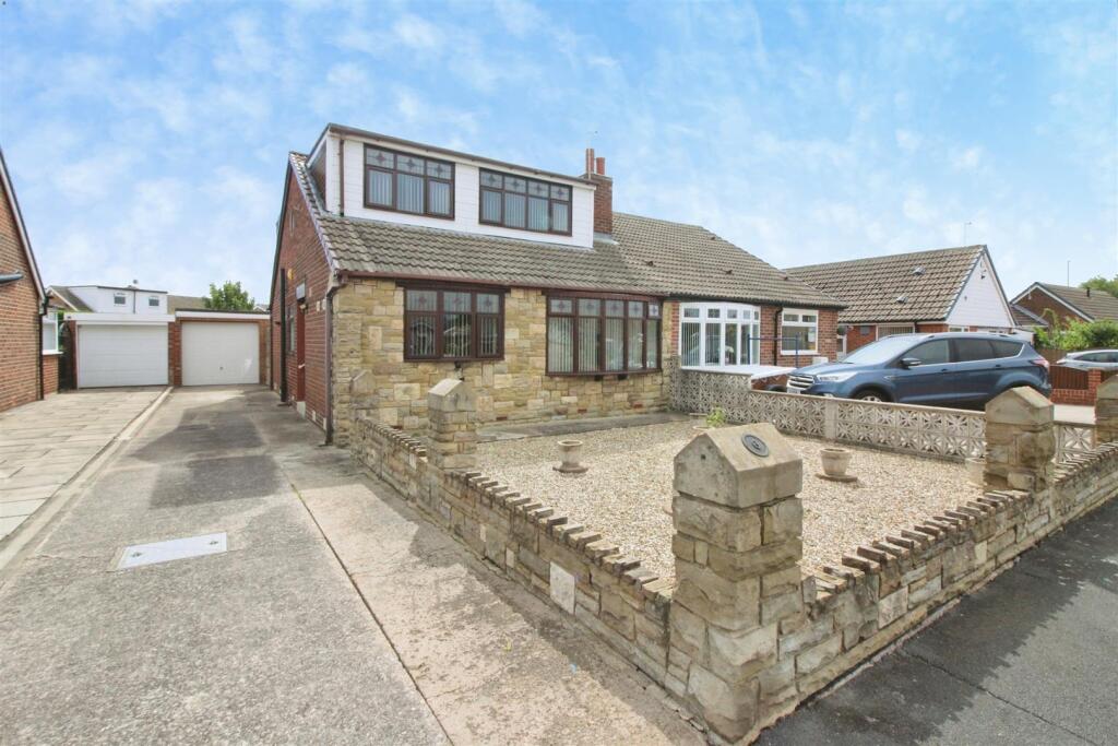 Main image of property: Calvert Close, Kippax Leeds