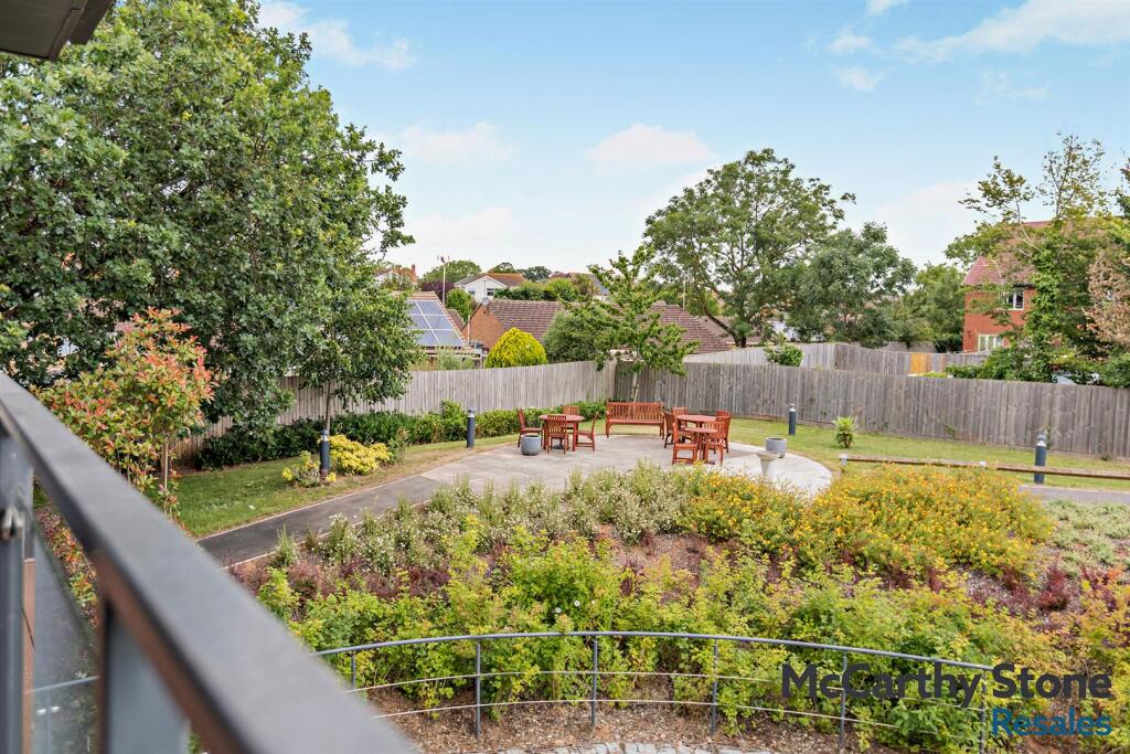 Apartment in Exeter - View 4