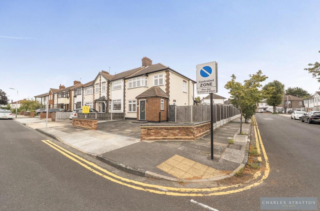 House in Romford - View 4