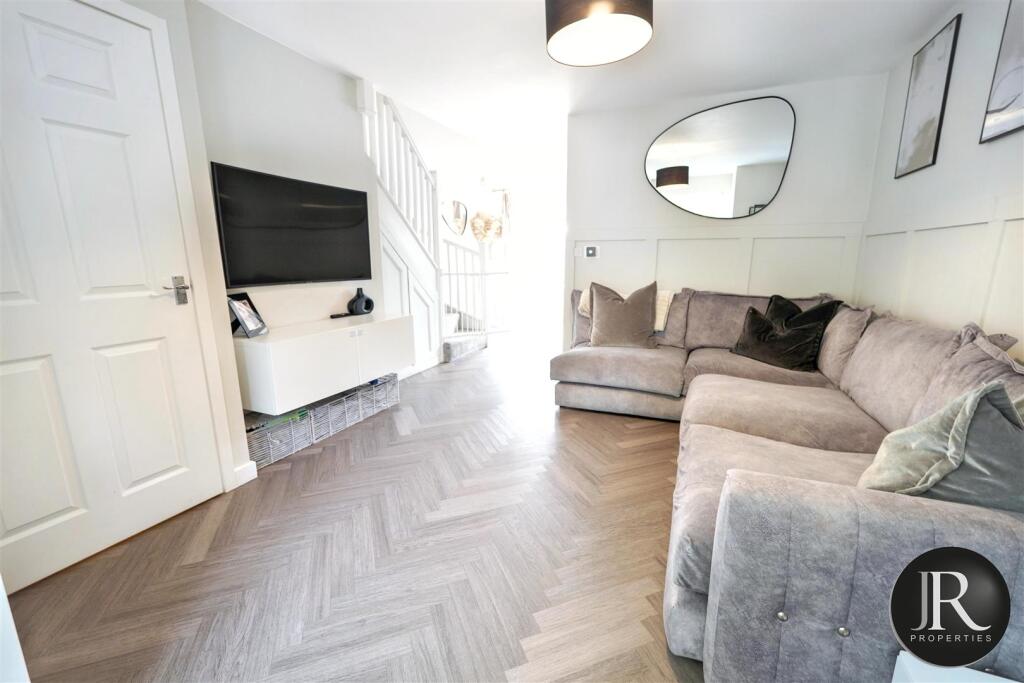 St Thomas Way, Hawksyard, Rugeley photo 2