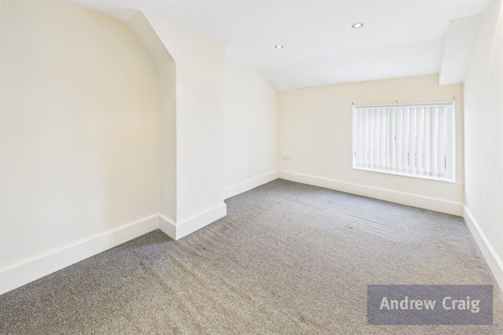 House in South Tyneside, Boldon Colliery - View 5
