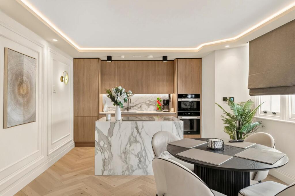 Apartment in London - More