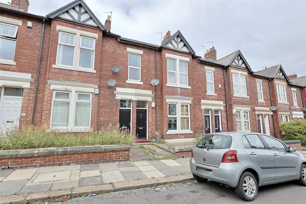 Apartment in Newcastle upon Tyne, South Gosforth - View 5