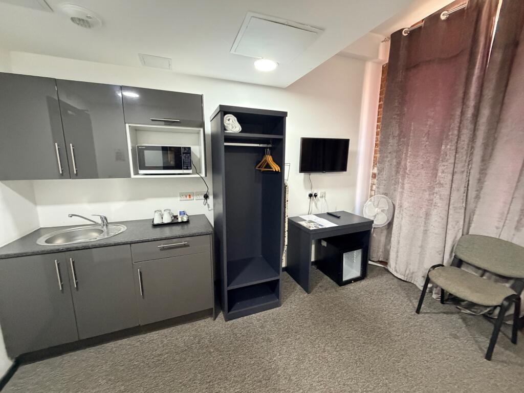 Apartment in Nottingham - More