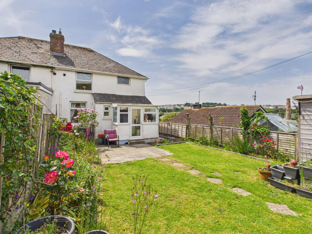 Main image of property: Perranporth, TR6 - Stylish Coastal Home Moments from Perranporth Beach! Beautifully Renovated Throughout!
