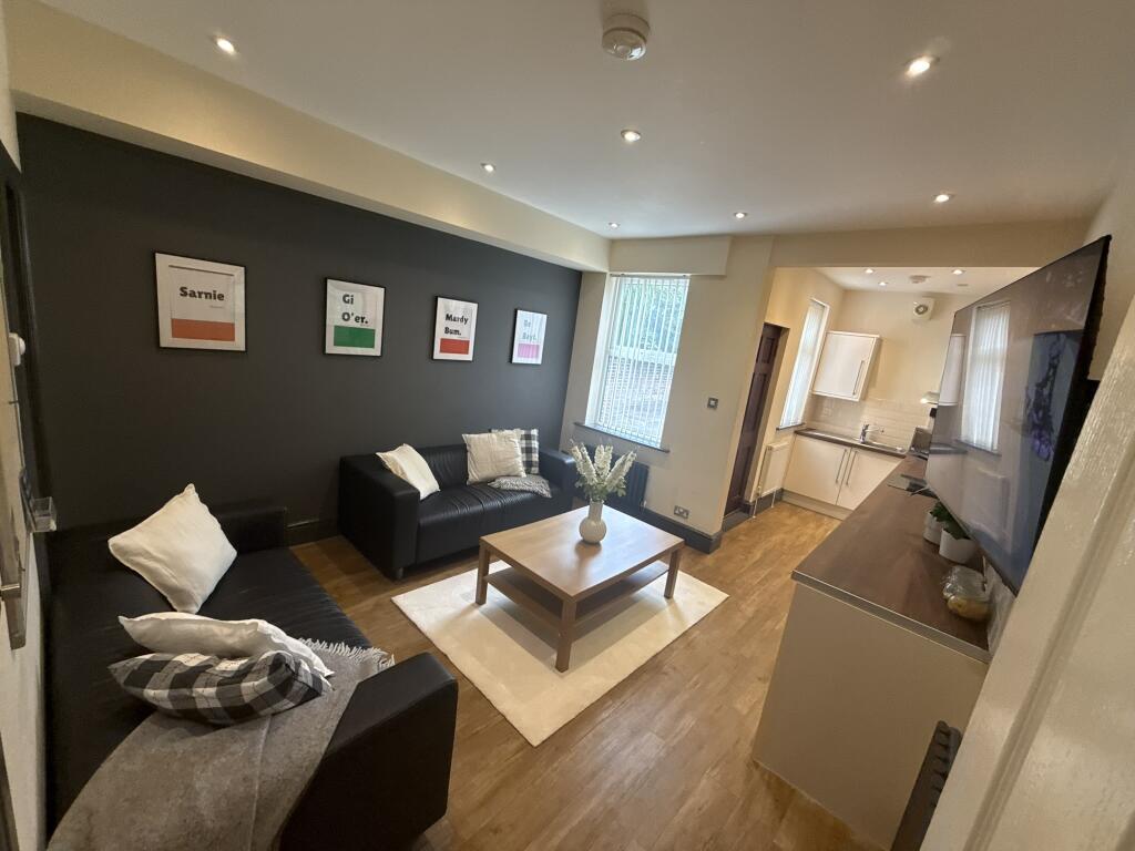 House in Sheffield - View 4