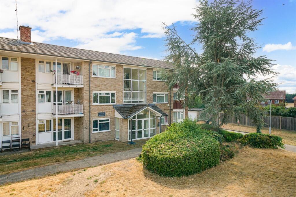 Main image of property: Grove Crescent, Croxley Green, Rickmansworth