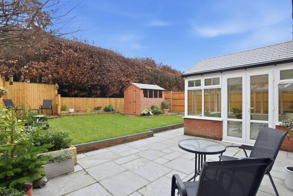 House in Stratford-on-Avon, Stratford-upon-Avon - More