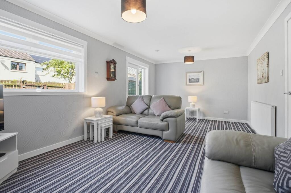 House in Kilmarnock, North Ayrshire - More