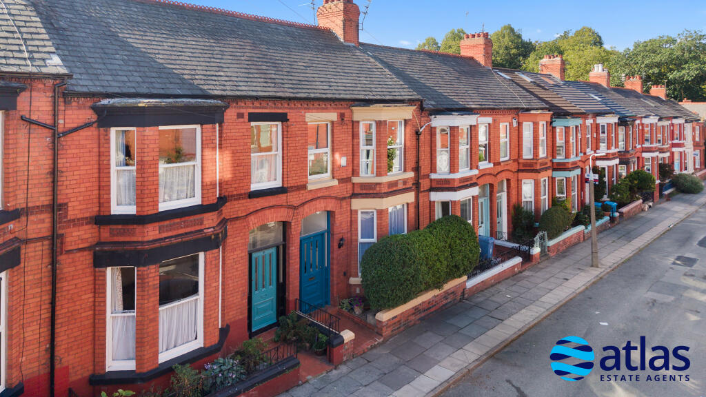 House in Liverpool, Wavertree - More