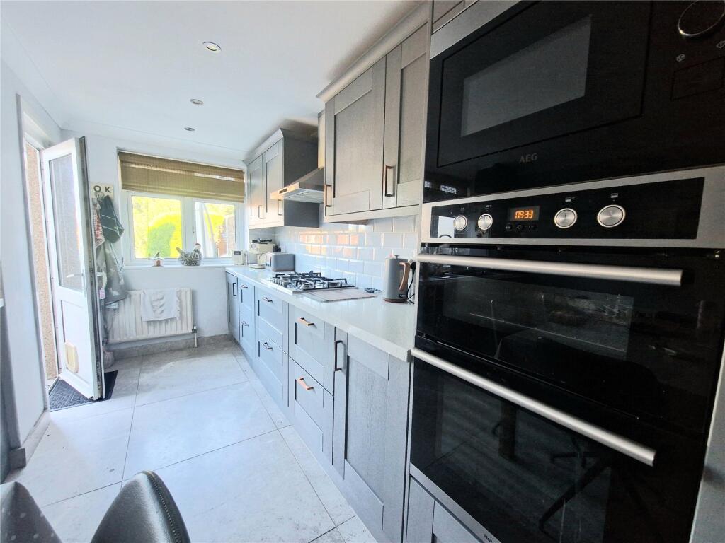 House in Twickenham - View 4