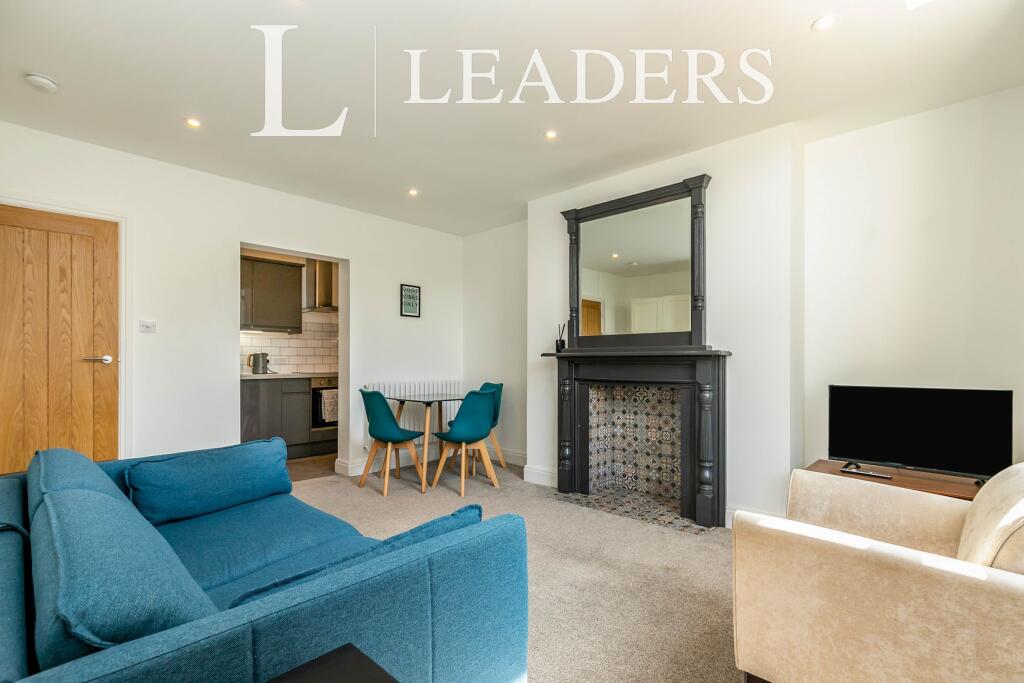 Apartment in Tonbridge - View 3
