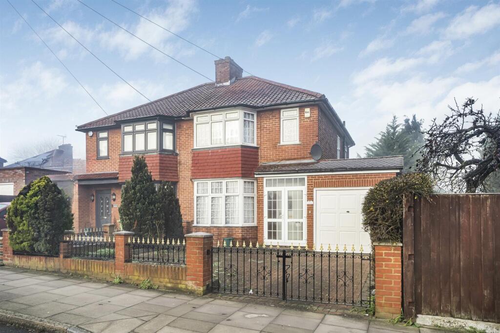 Main image of property: Crossgate, Greenford