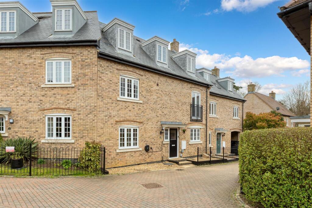 Main image of property: Gladstone Drive, Fairfield SG5 4FQ