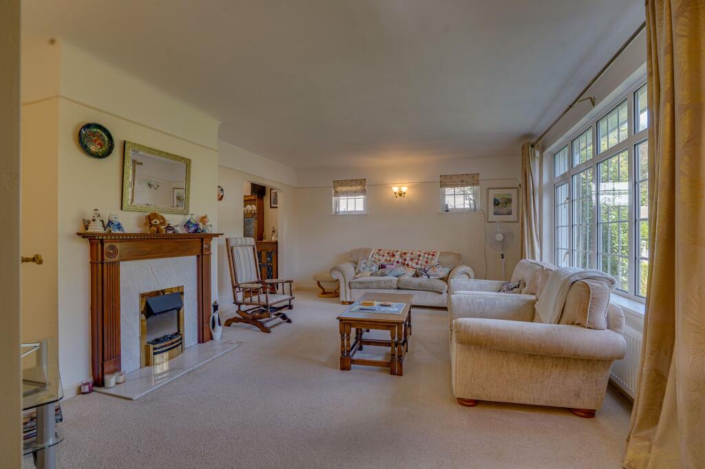House in Southampton - View 4