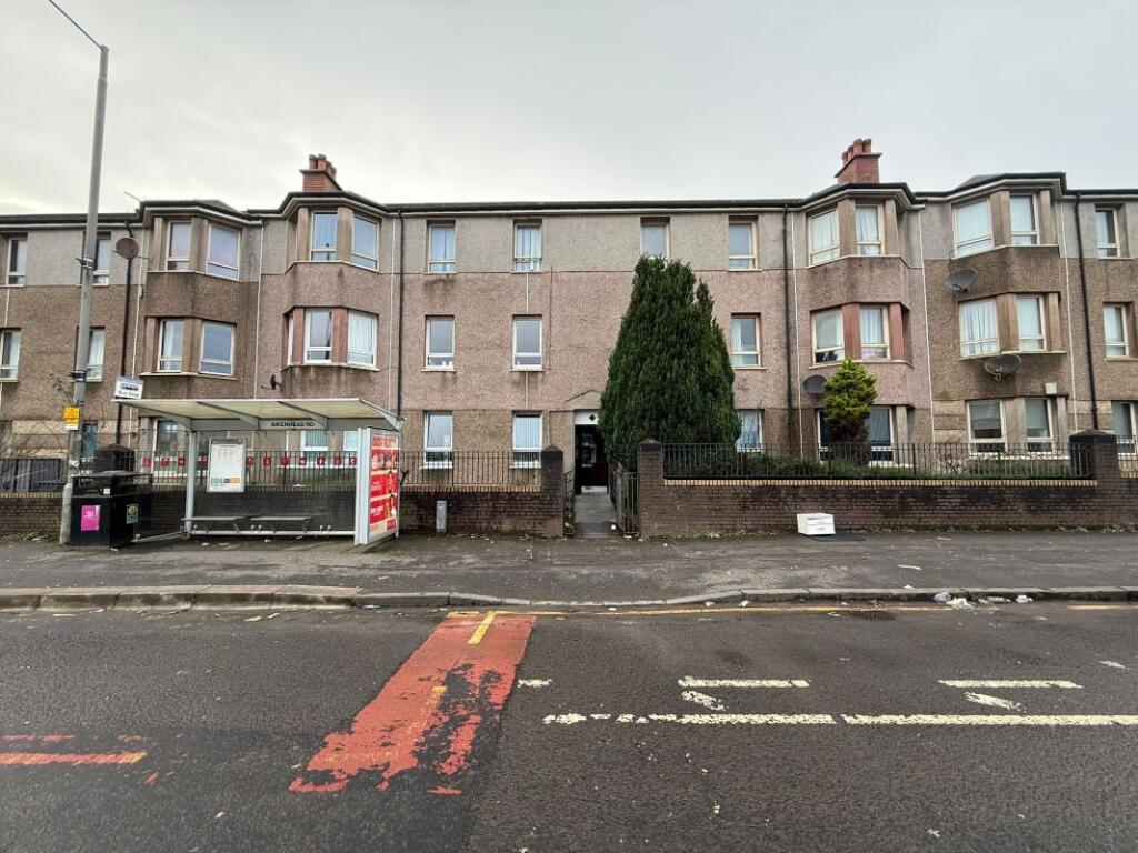 3-bed flat on 0/2, 366 Aikenhead Road, Glasgow, Lanarkshire, G42 0QG, £115,000