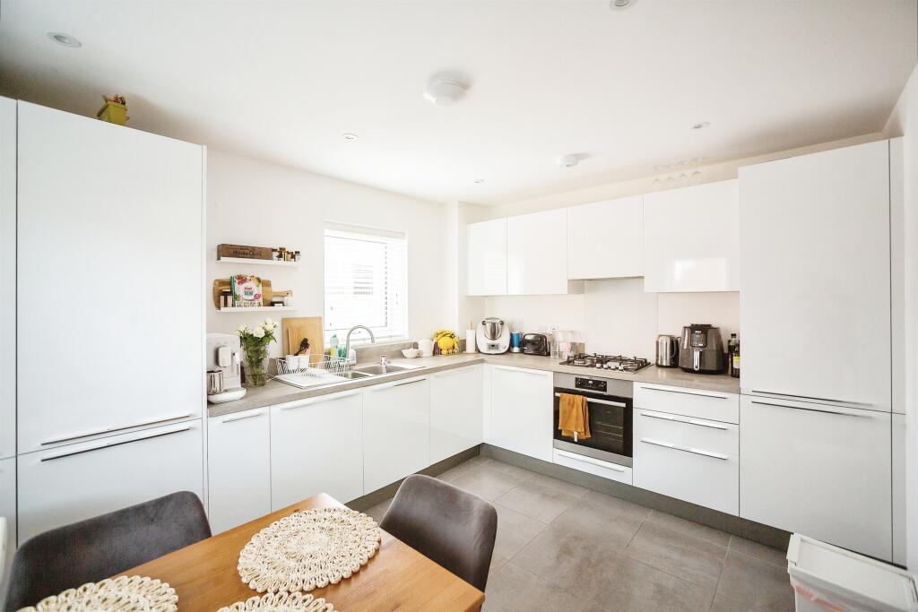 House in Tonbridge - View 4