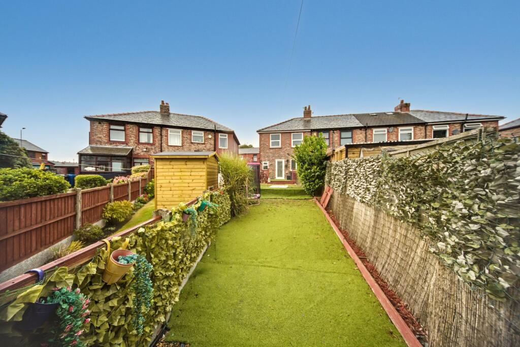 House in Wigan, Crooke, Kitt Green - View 4