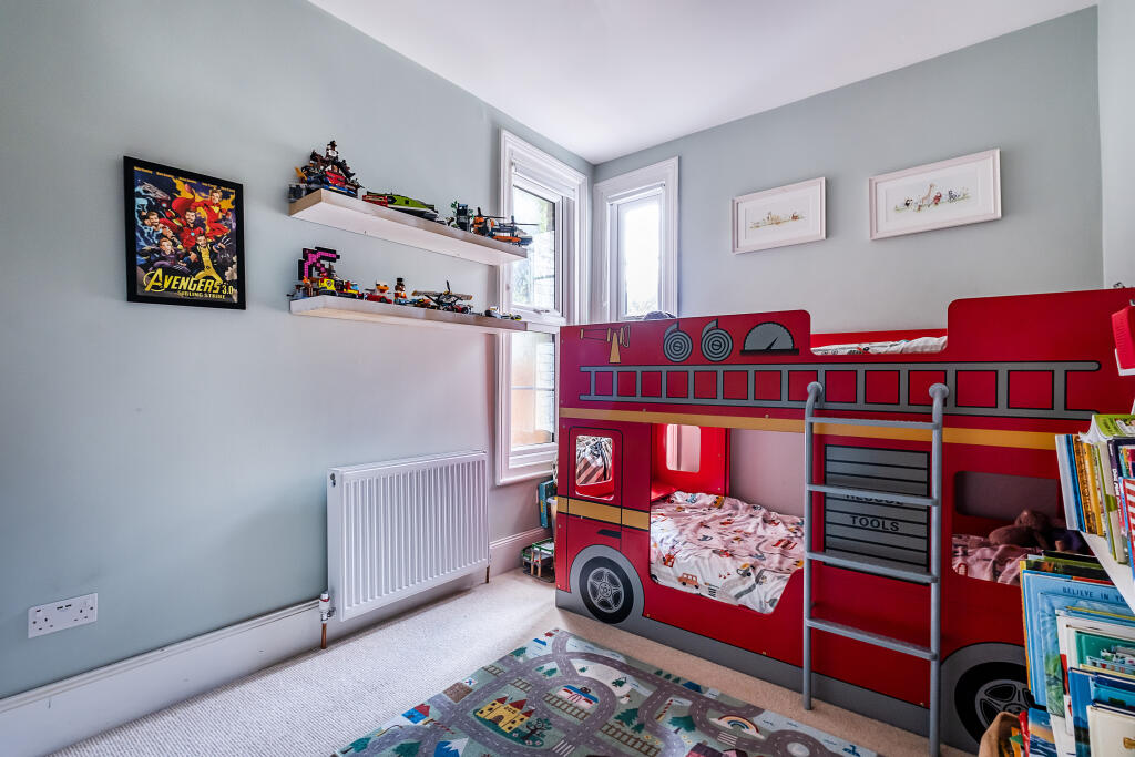 Apartment in London, Grove Park - More
