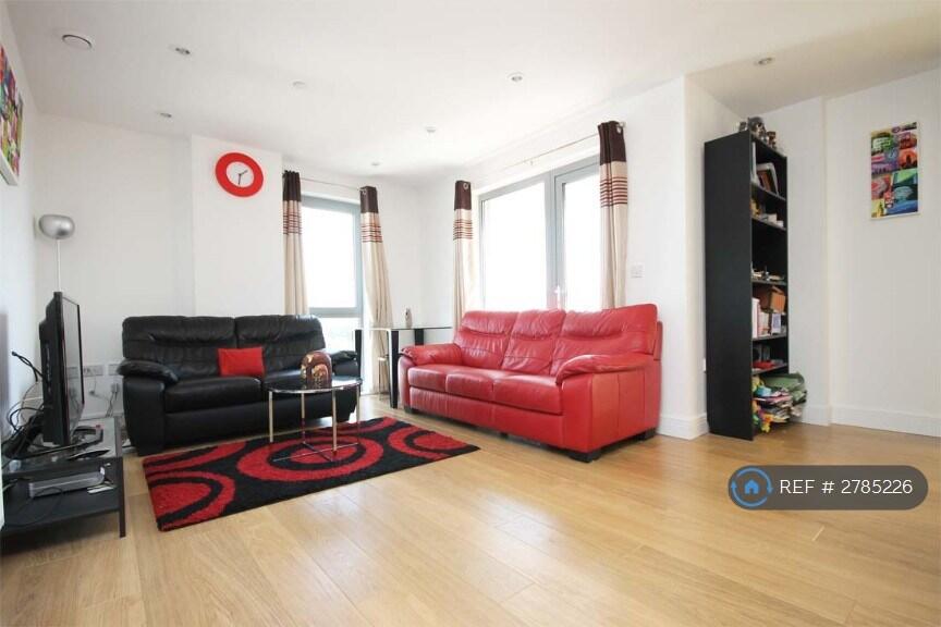 Main image of property: Luxury With Gym And Concierge, London, E1