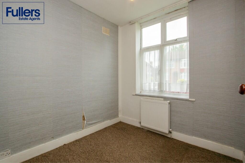 Apartment in London, Carterhatch, Southbury - View 5