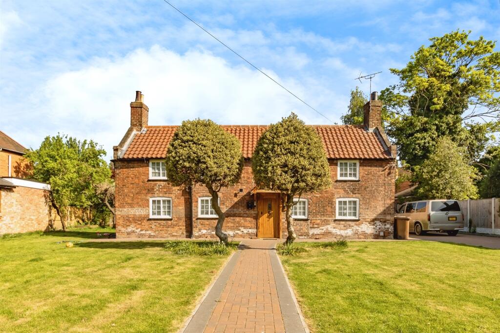 Main image of property: Trowell Road, Nottingham