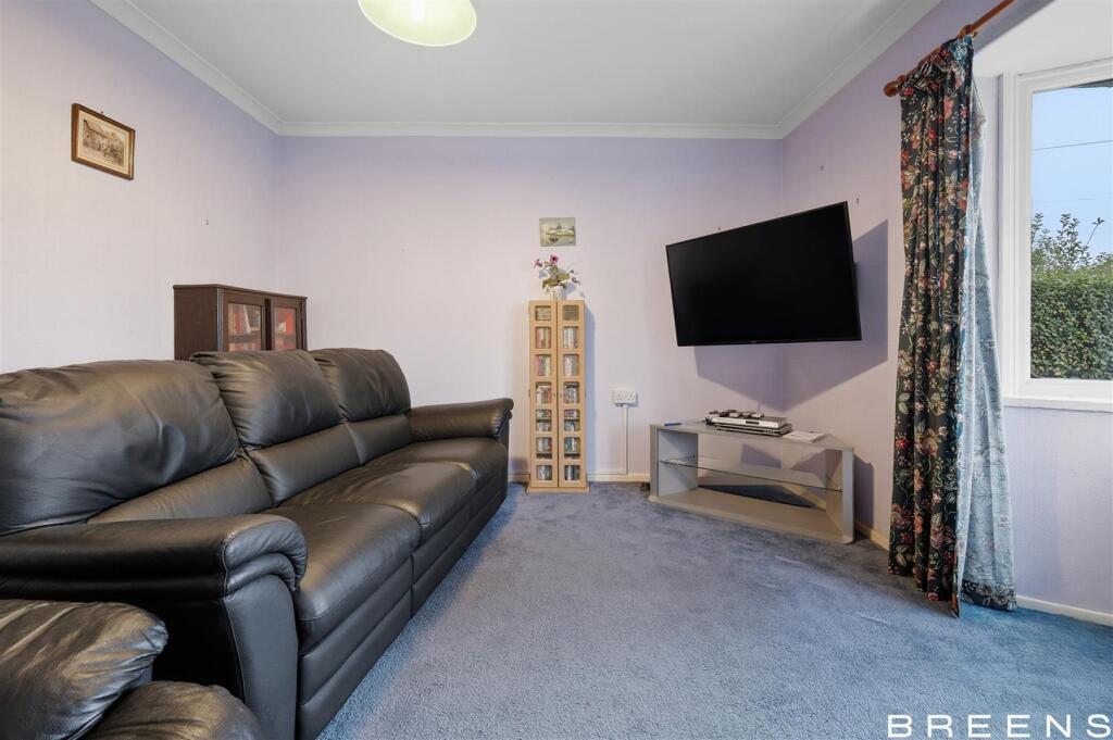 House in London, Ponders End - View 4