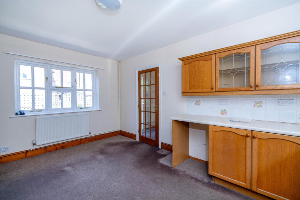 9, Meadow Lane, North Hykeham photo 5