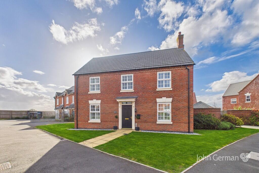 4-bed detached on Chestnut Close, Burton-on-Trent, £350,000