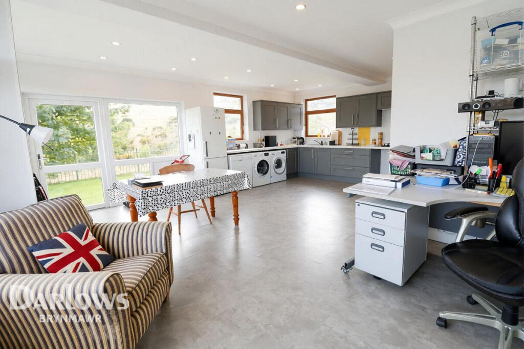 House in Newport, Tredegar - View 4