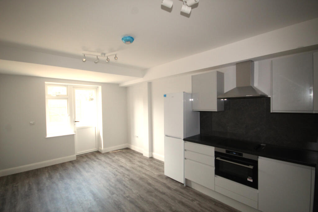 Main image of property: Carlton Avenue, Harrow, Middlesex, HA3
