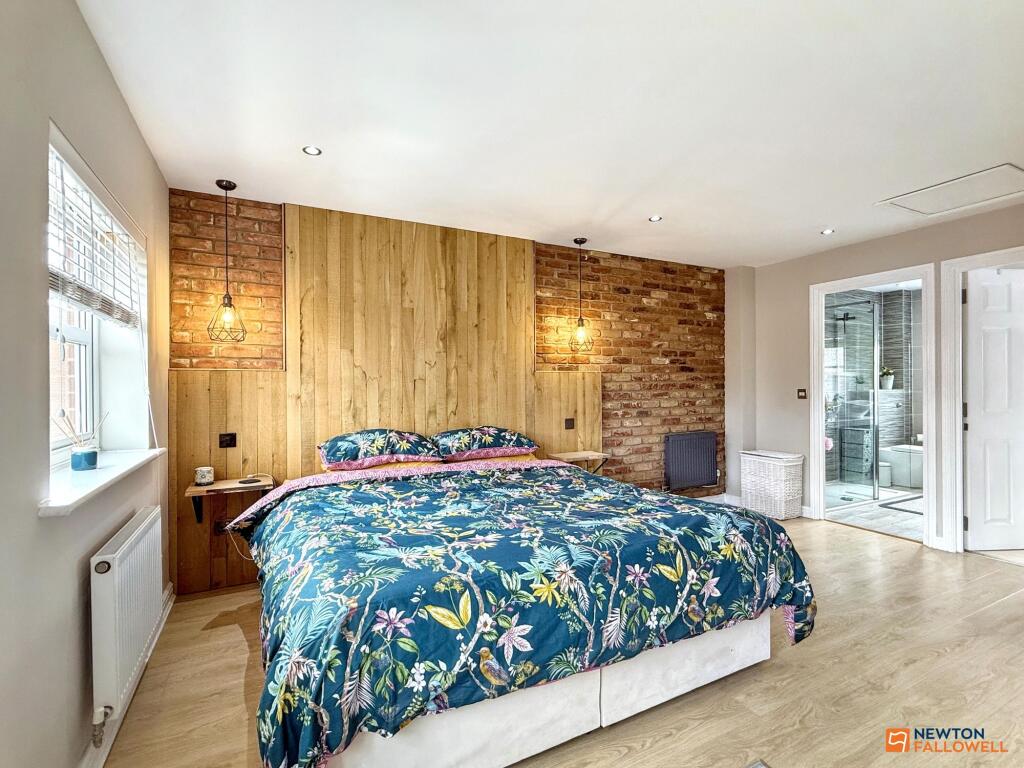 House in North West Leicestershire, Hugglescote Grange, Greenhill - View 3