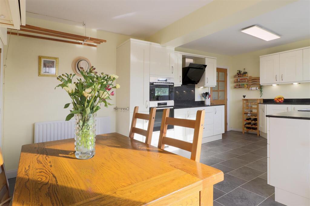 House in Newcastle upon Tyne - View 4