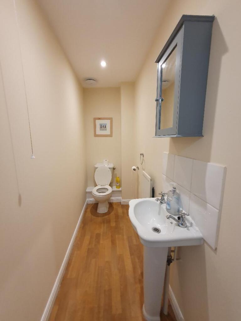 1 bedroom house share for rent