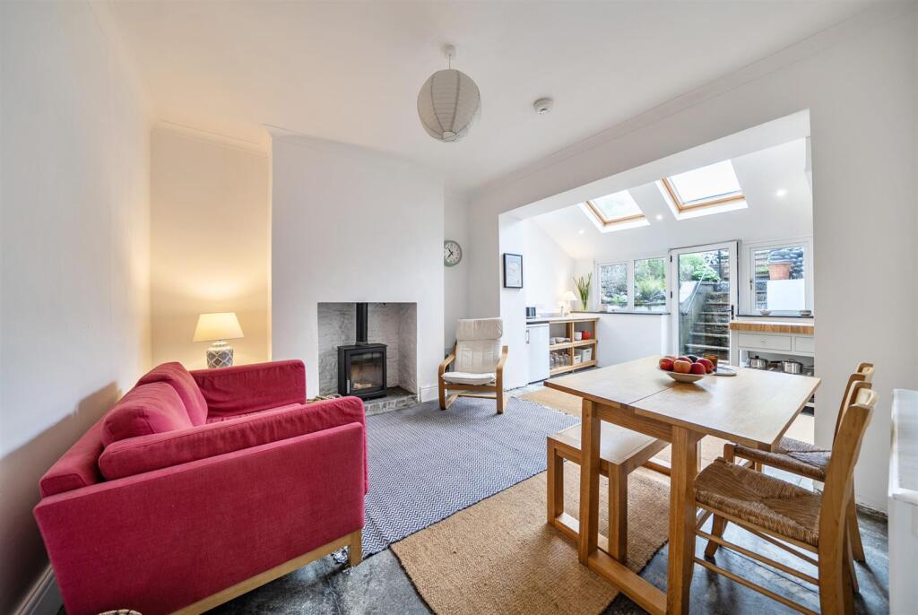 House in Exeter - View 4