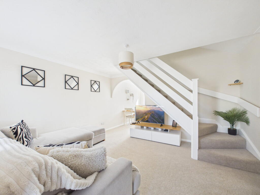 Marlowe Road, Larkfield, Aylesford, ME20 photo 4