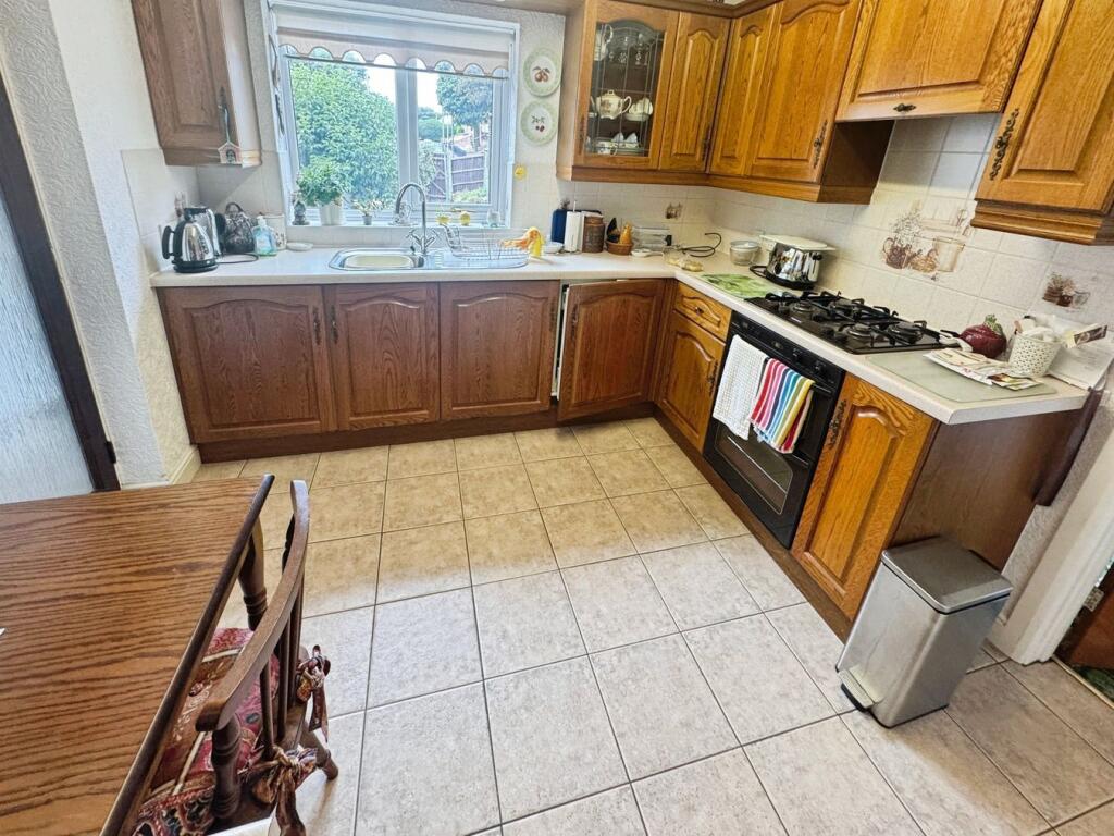 Langdale Road, Great Barr, B43 photo 4