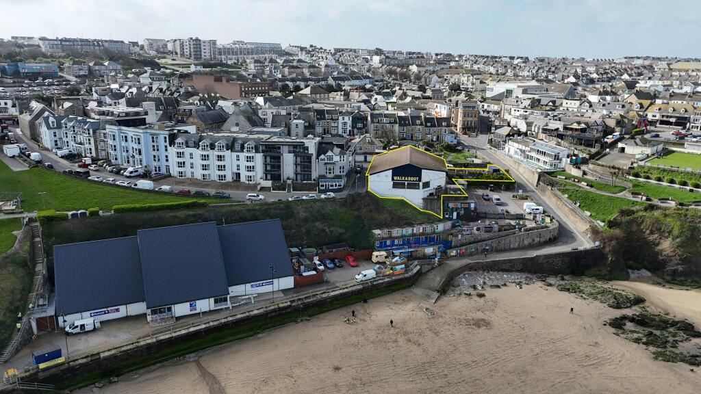 Walkabout_Newquay.jpg