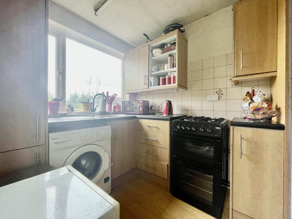 House in Chatham, Snodhurst - View 2