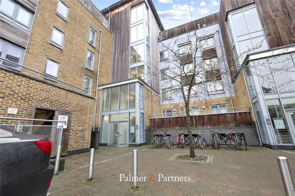 Main image of property: Quayside Drive, Colchester, Essex, CO2