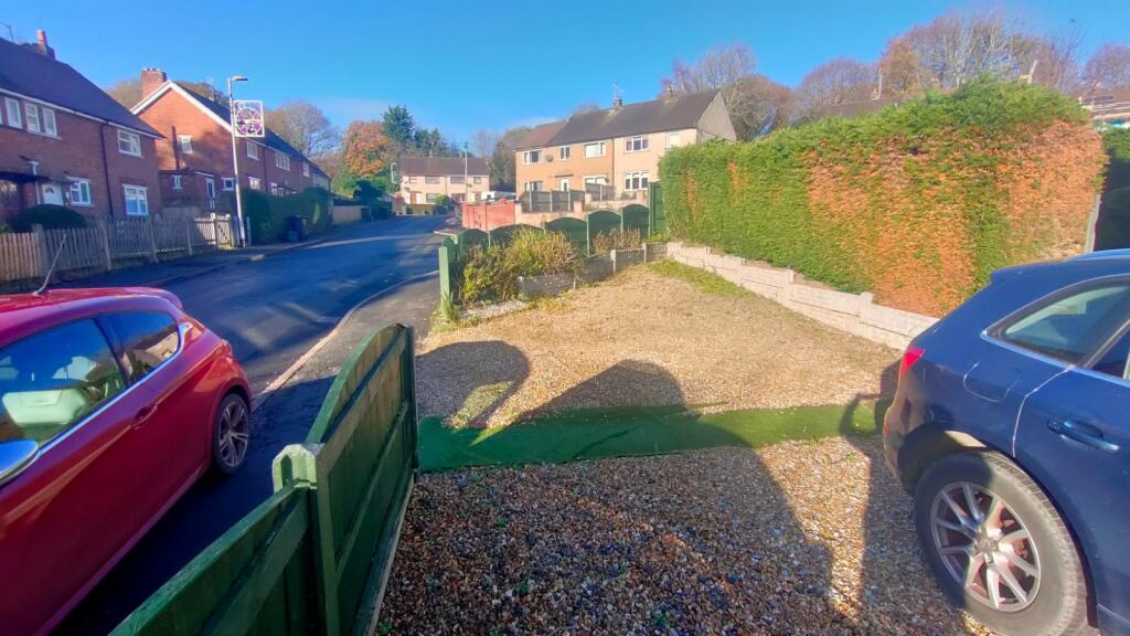 Cae Merfyn, Tanyfron, Wrexham, LL11 photo 3
