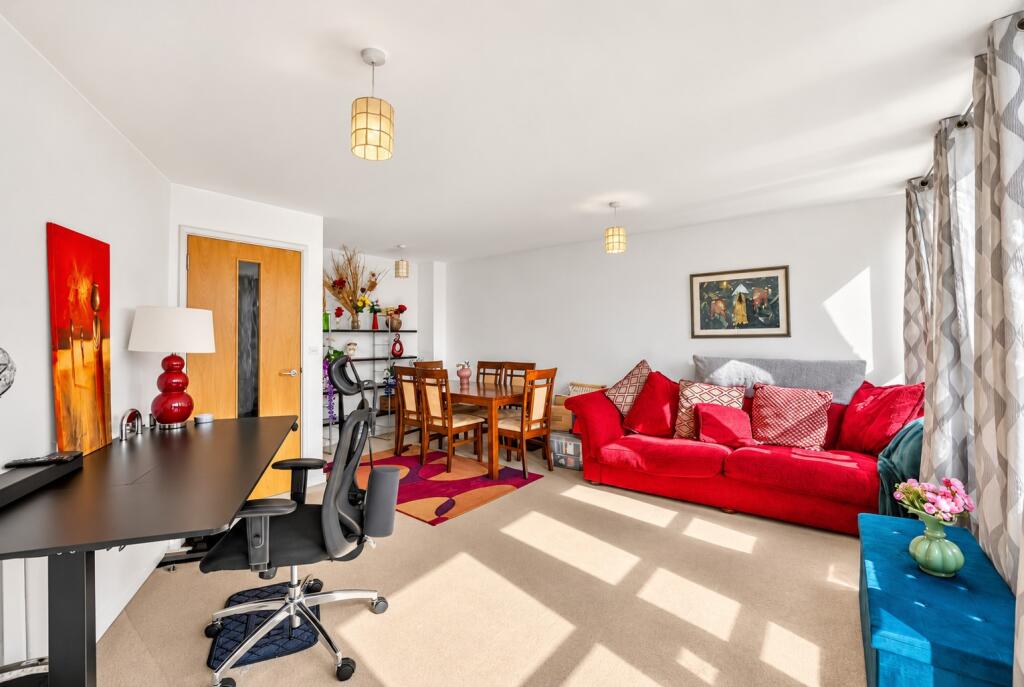 Apartment in London - View 3