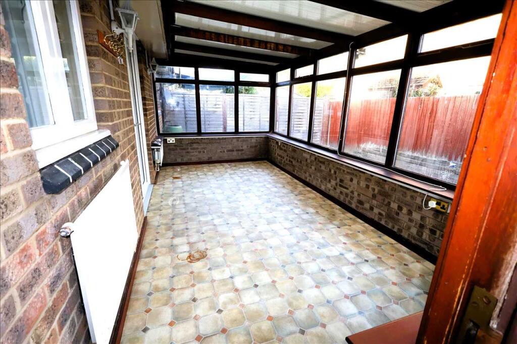 House in Milton Keynes, Loughton and Great Holm - View 3