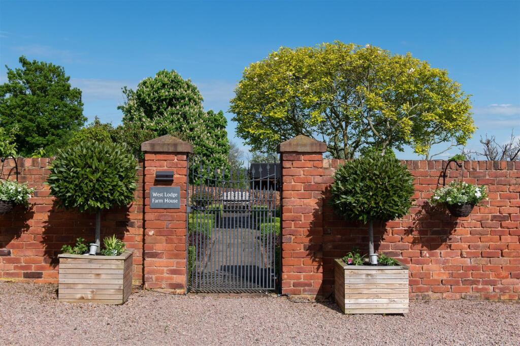 Additional image 3 of Swan Lane, Upton Warren, Bromsgrove