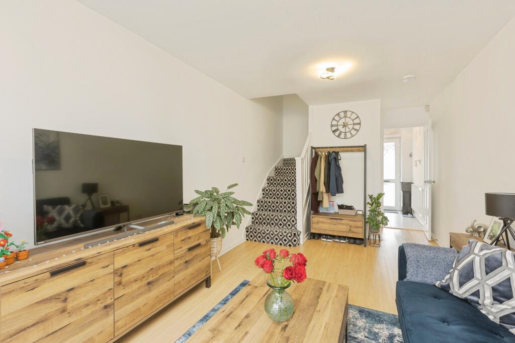 House in London, St Paul's Cray - View 2