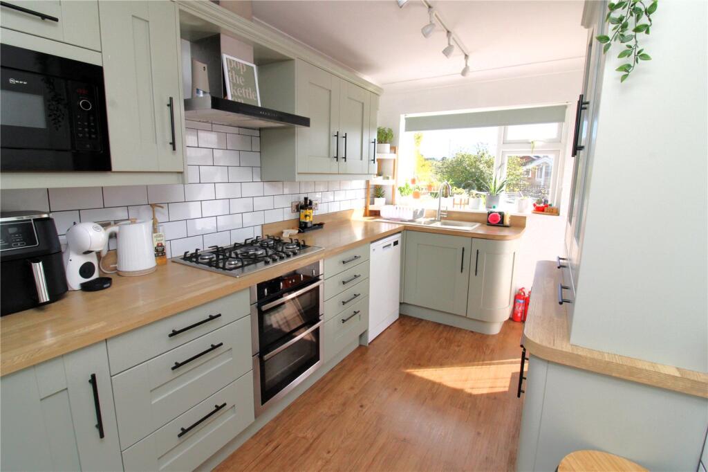 House in Fareham, Hampshire - View 5