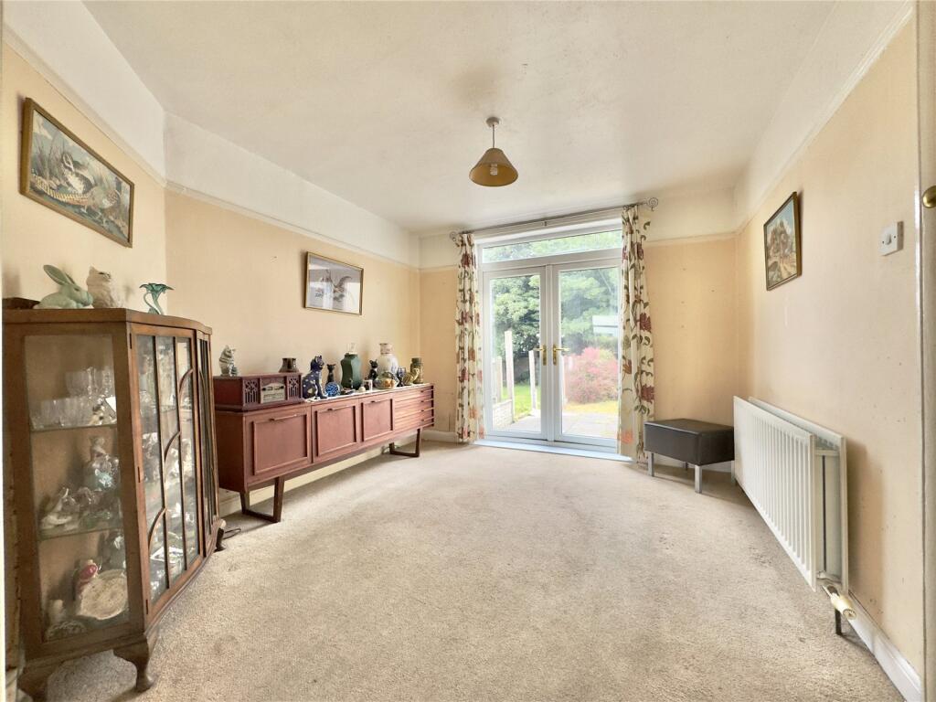 House in Wirral, Liverpool City Region - View 6
