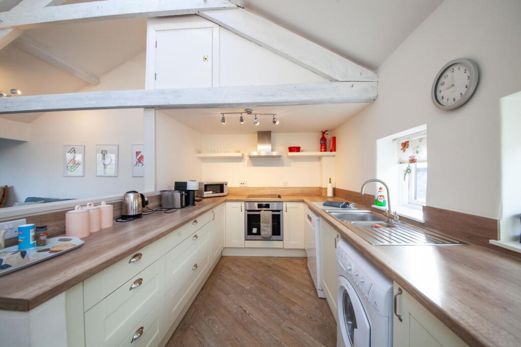 3, Dittisham Court, Dittisham photo 3